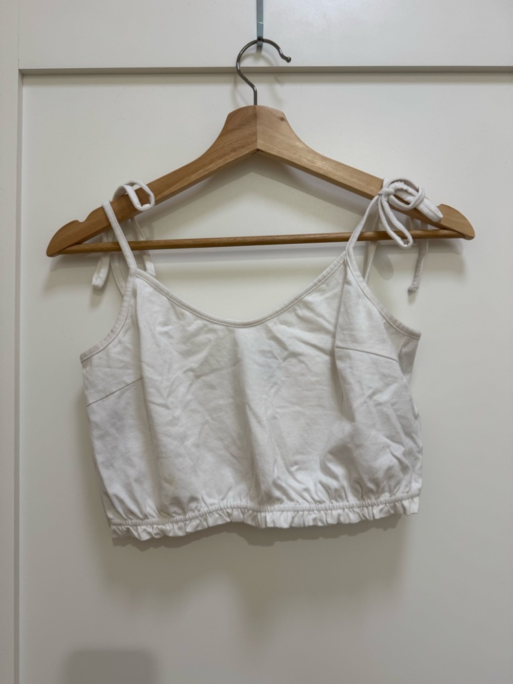 Forever 21 Tie-Shoulder Cream Crop Tank Top